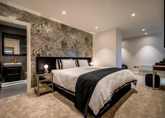 The Ebor Suite @ Ryedale House