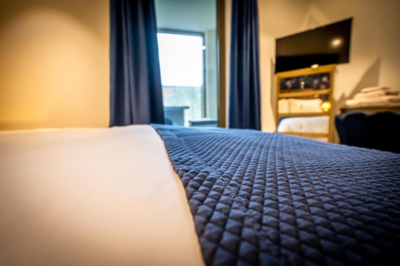 The Ebor @ Ryedale House Apartment *