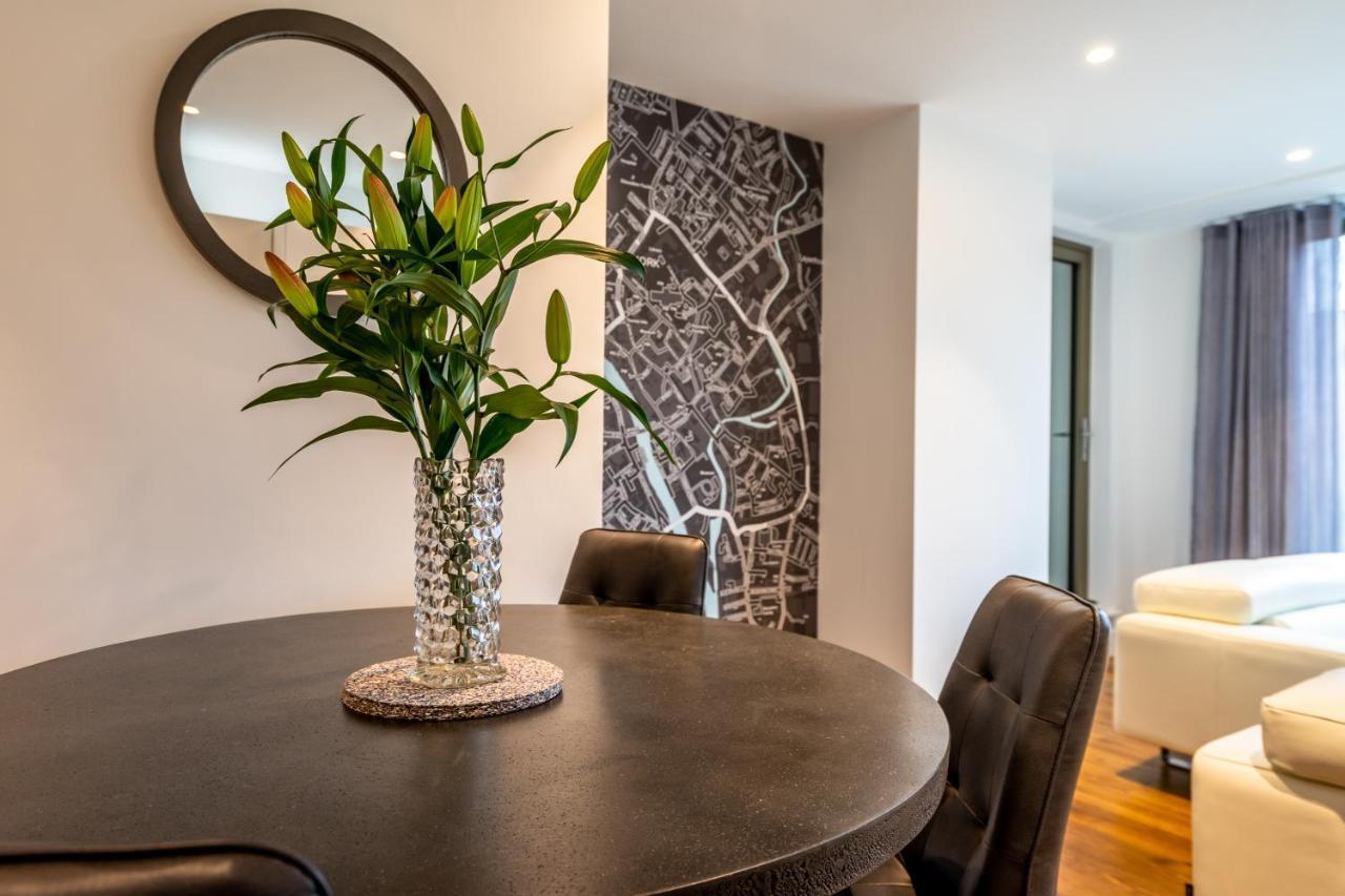 The Ebor @ Ryedale House Apartment